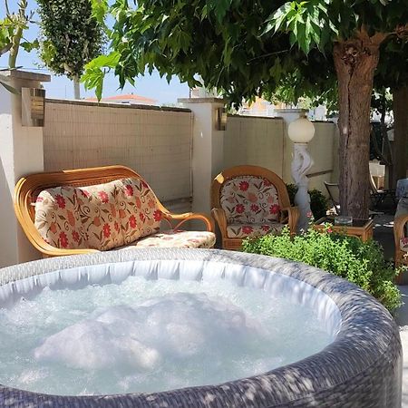 Leones Villa Empuriabrava Dış mekan fotoğraf